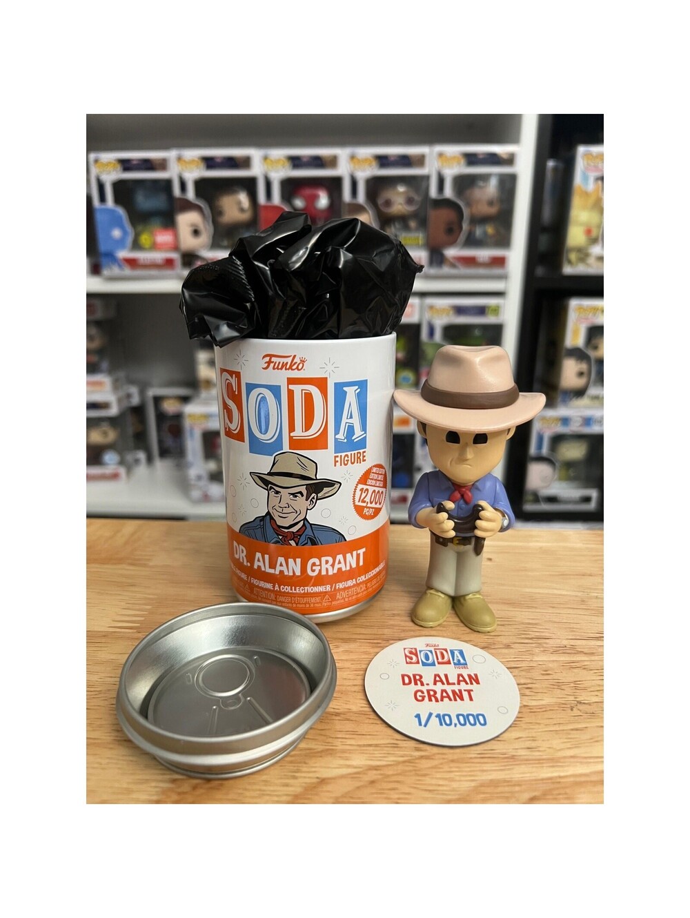 LIMITED EDITION Dr. Alan Grant Funko Soda Jurassic Park Movies Dinosaurs Vinyl
